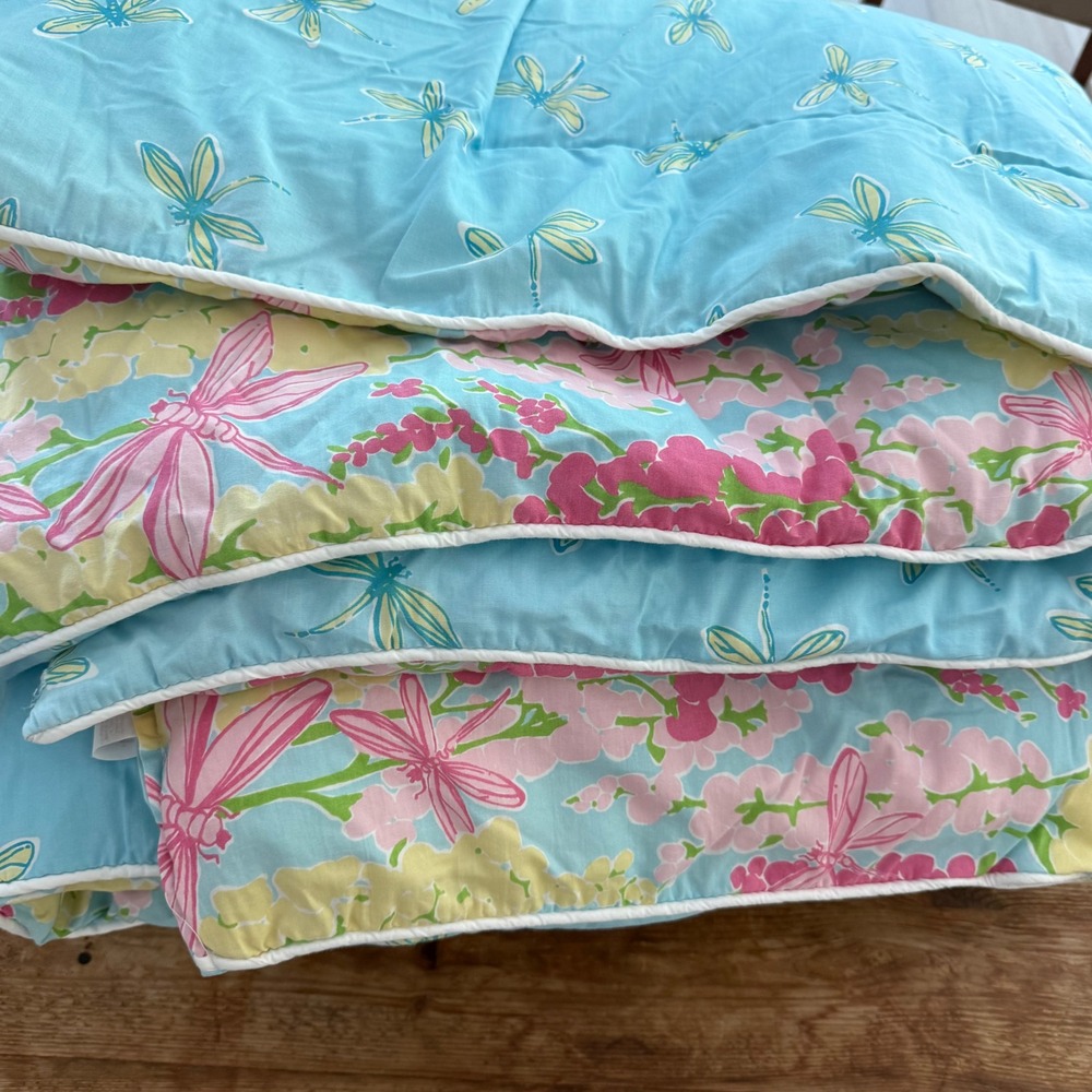 Lilly Pulitzer Reversible Dragonfly Floral 100% Cotton Comforter Blue Pink EUC